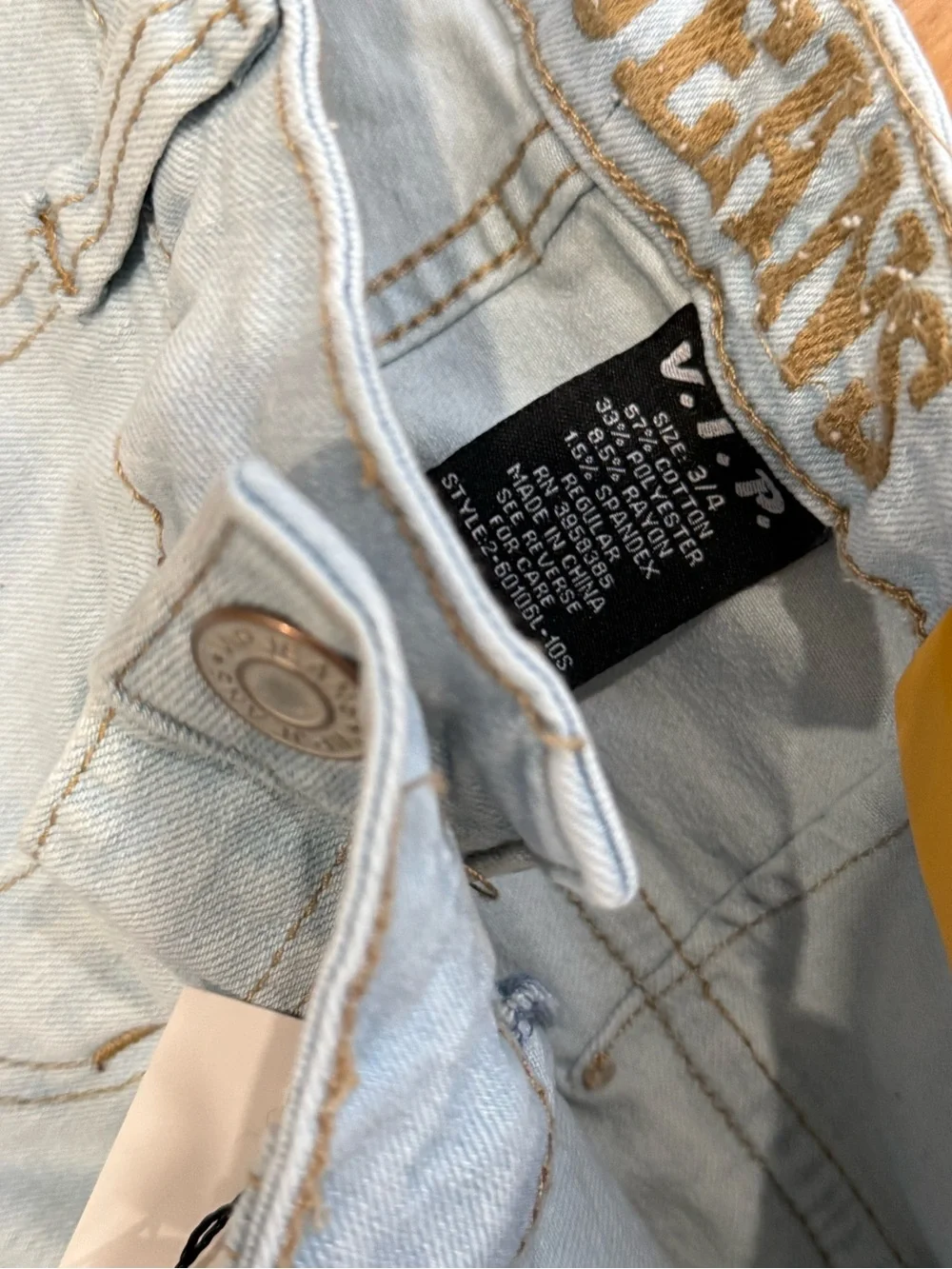 V.I.P Light Wash Cargo Jeans with Utility Straps size 3/4